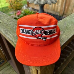 Vintage Cincinnati Bengals Ball Cap Snap Back Mesh  -  Orange Football NFL Hat